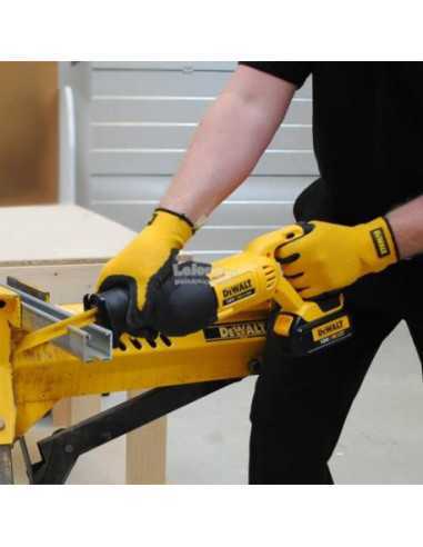 Fierastrau sabie DeWALT DCS380N